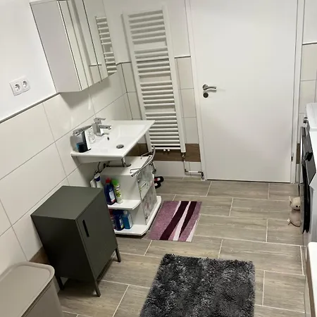In A3 Ausfahrt Service Apartment