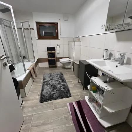 In A3 Ausfahrt Service Apartment Volkach